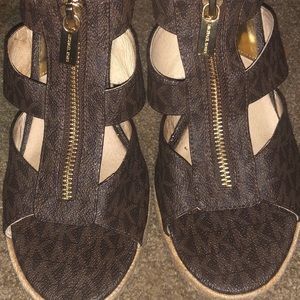 Michale Kors wedges